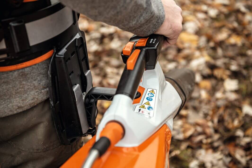 BGA 200 Cordless Leaf Blower
