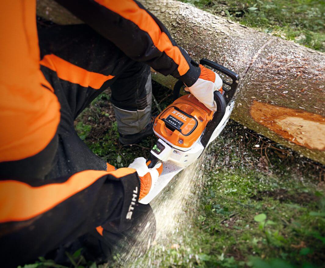 MSA 300 Cordless Chainsaw