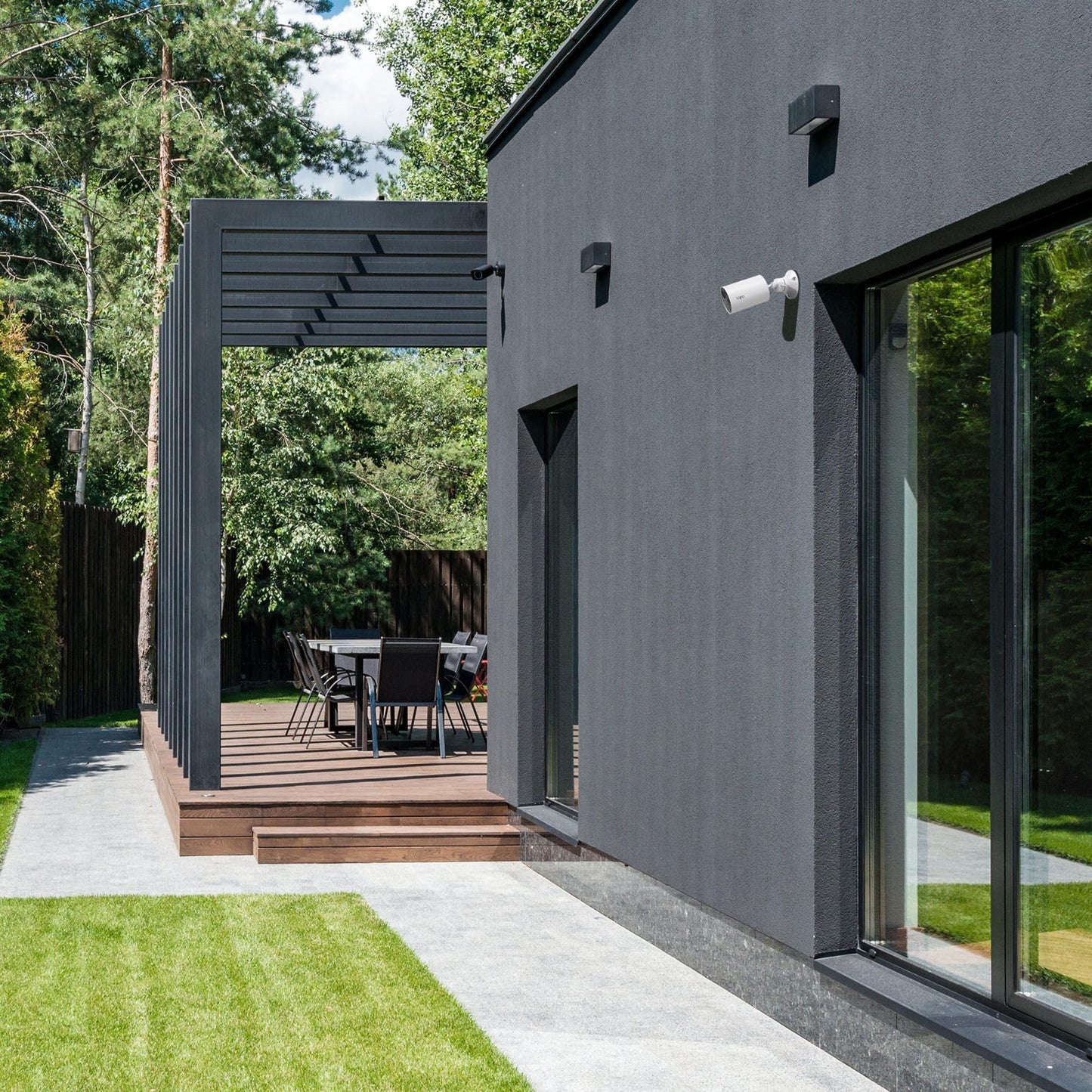 Tapo 2K Smart Security Camera Outdoor Wireless, Battery-Powered,Rechargeable, 100% Wire-Free, Indoor-Outdoor Use, Maintenance-Free, Full-Color night view,Two-Way Audio, IP65 Weatherproof C410(2-pack)