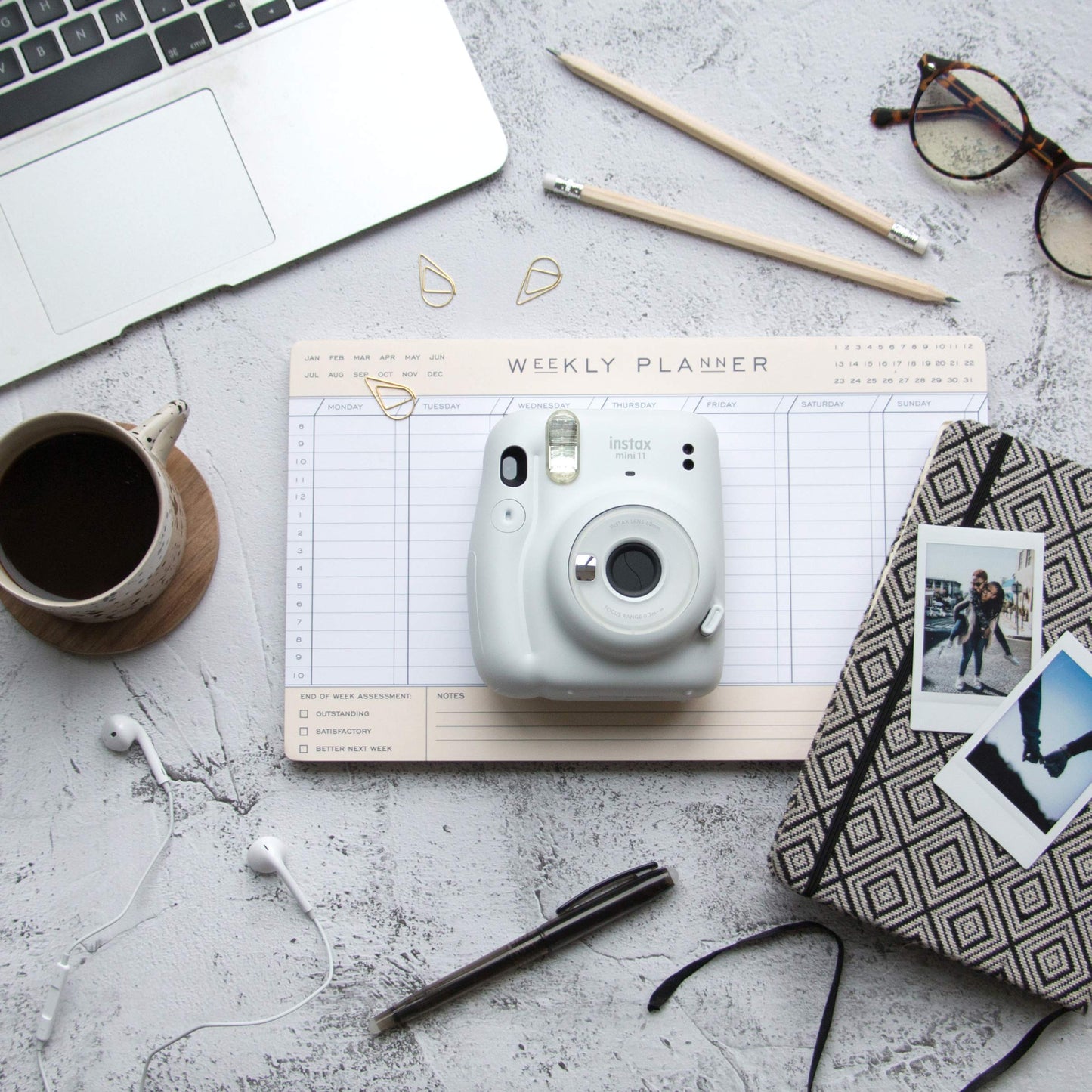 instax mini 11 instant film camera, auto exposure and Built-in selfie lens, Ice White