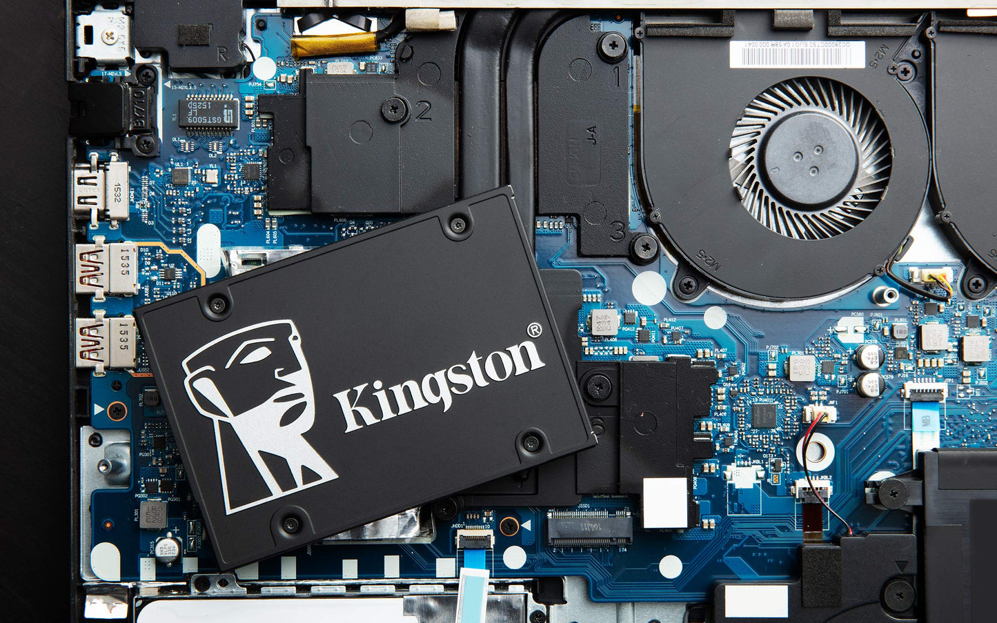Kingston KC600 SSD SKC600/256G Internal SSD 2.5" SATA Rev 3.0, 3D TLC, XTS-AES 256-bit encryption
