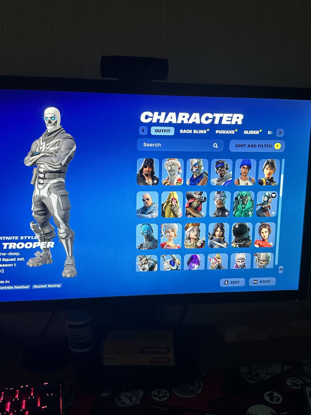 OG Renegade Raider and Galaxy skin s3 battle pass Fortnite Account